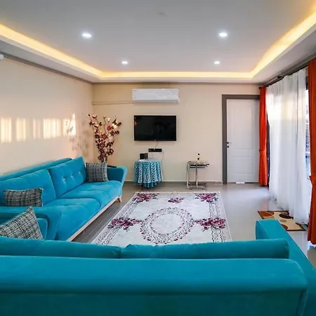 فندق Mees / Kargi 4*